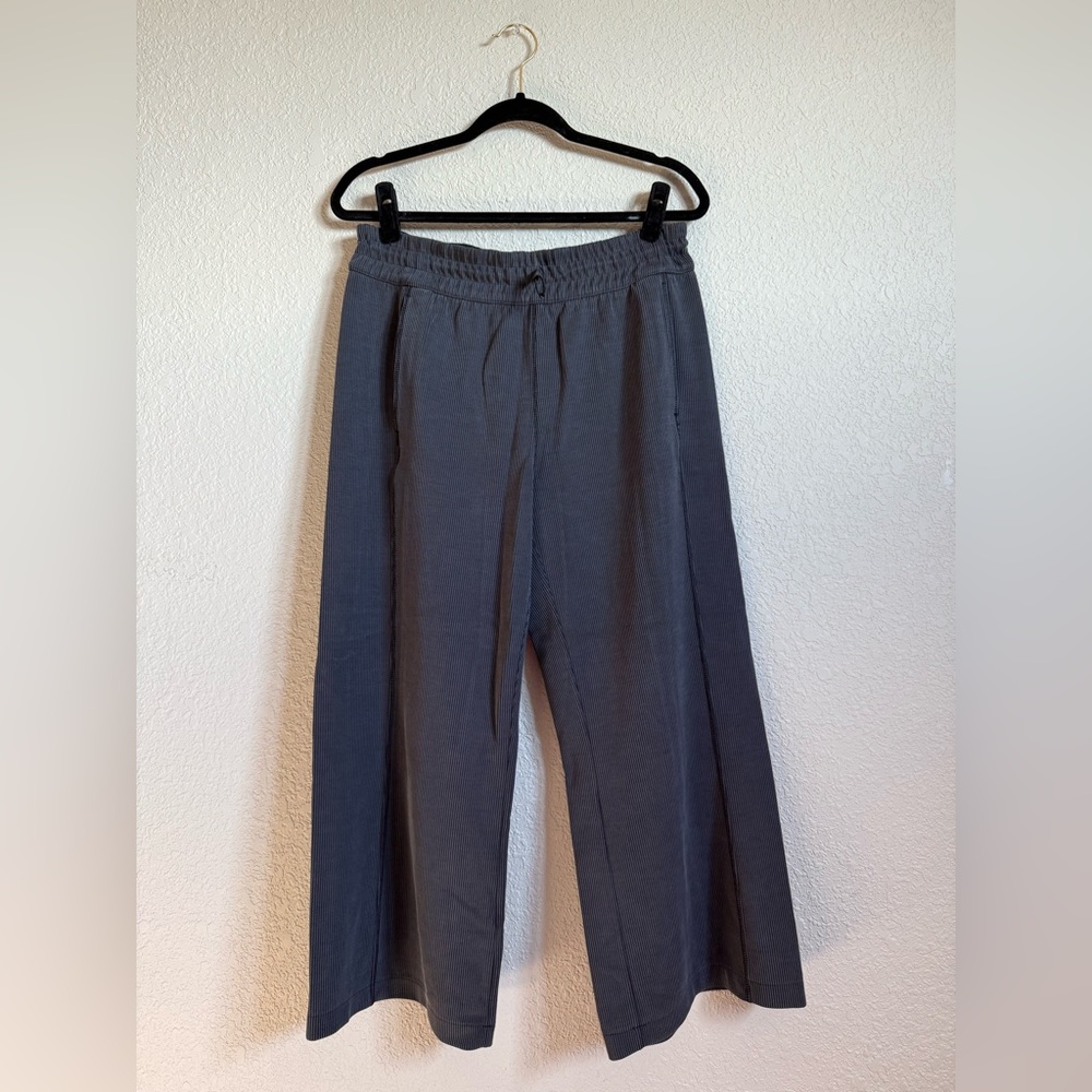 Lululemon Softreme Ribbed High Rise Wide Leg Crop Pants Black Charcoal Size 10 - Picture 2 of 14